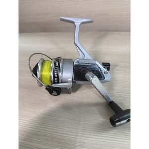 Penn 104 Fishing Reel Saltwater Spinning 4.3:1 Gear Ratio